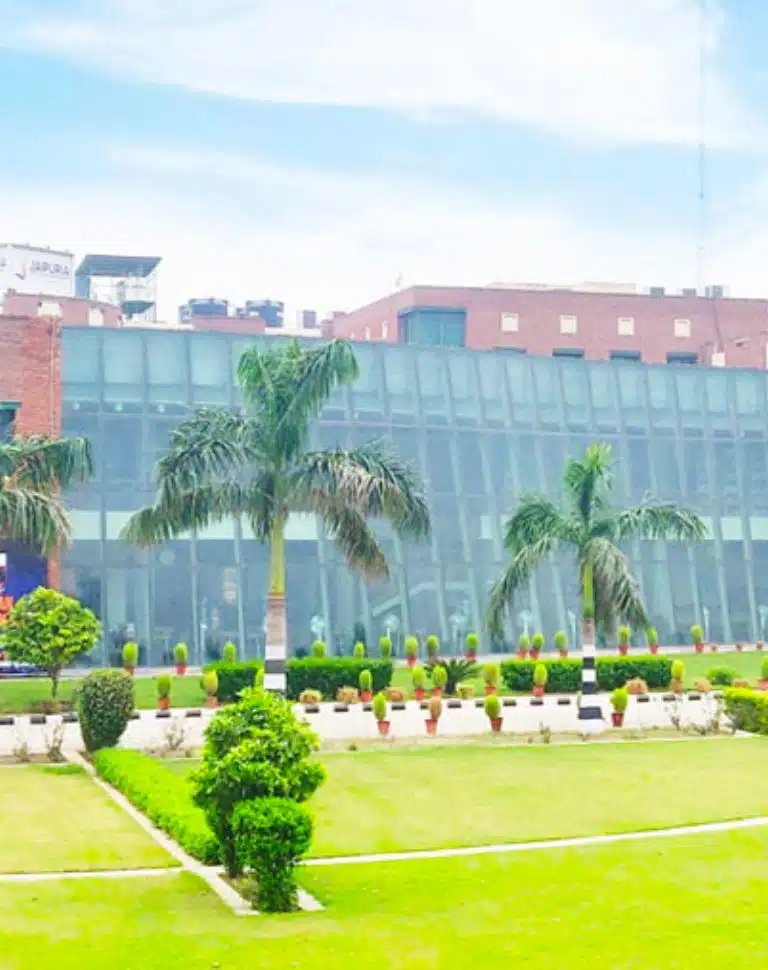 college-gyani-apeejay